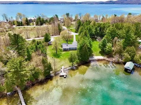 4515 W Glen Eden Drive Glen Arbor Township MI 49636