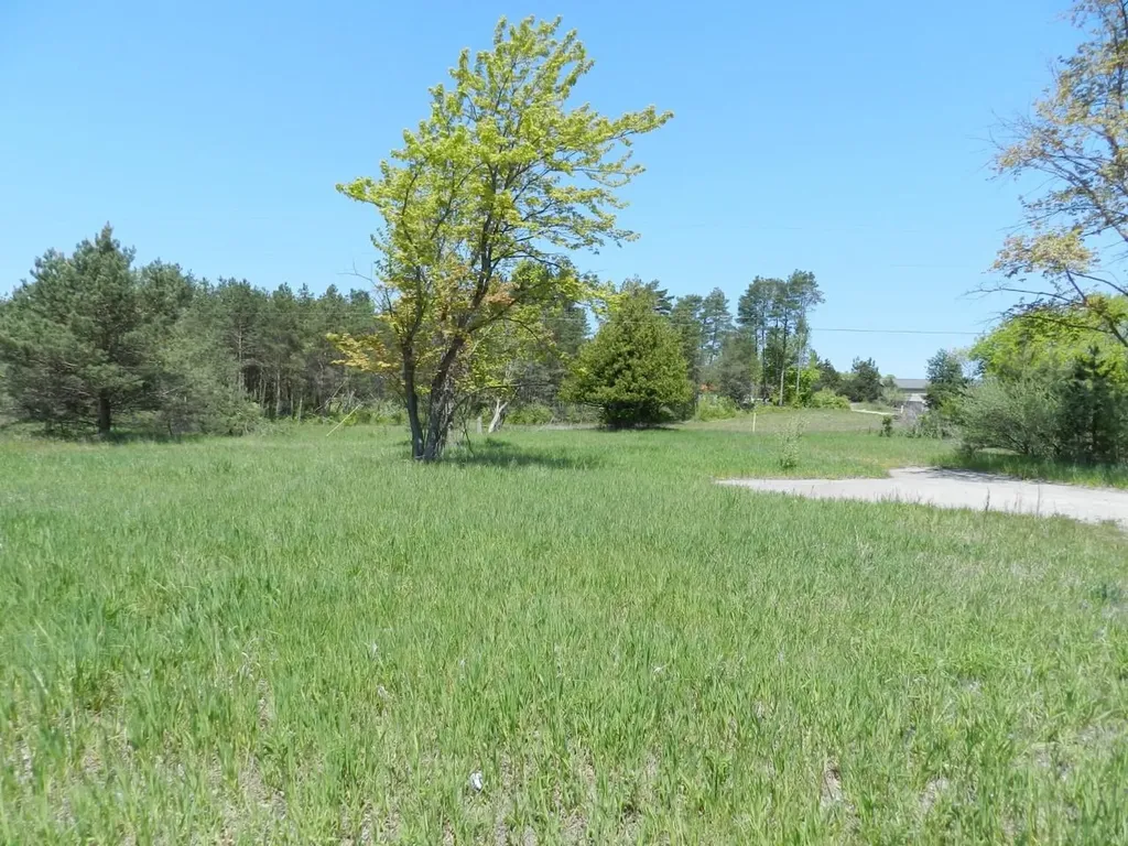 6274 S Us-31 Green Lake Township MI 49637
