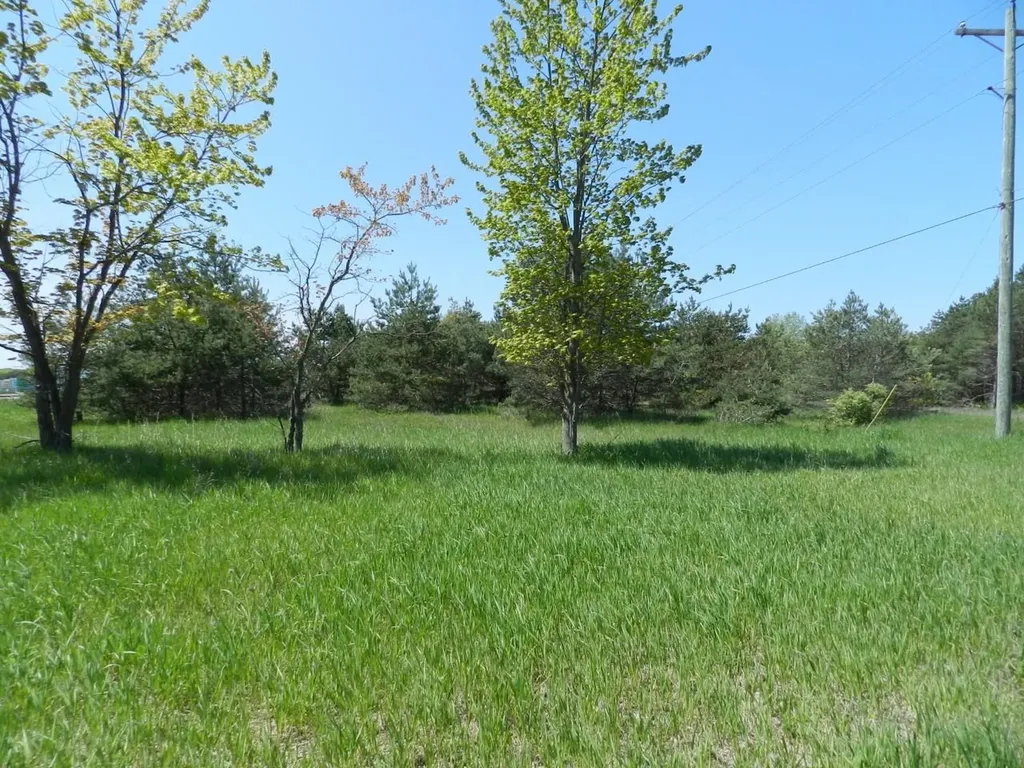 6274 S Us-31 Green Lake Township MI 49637
