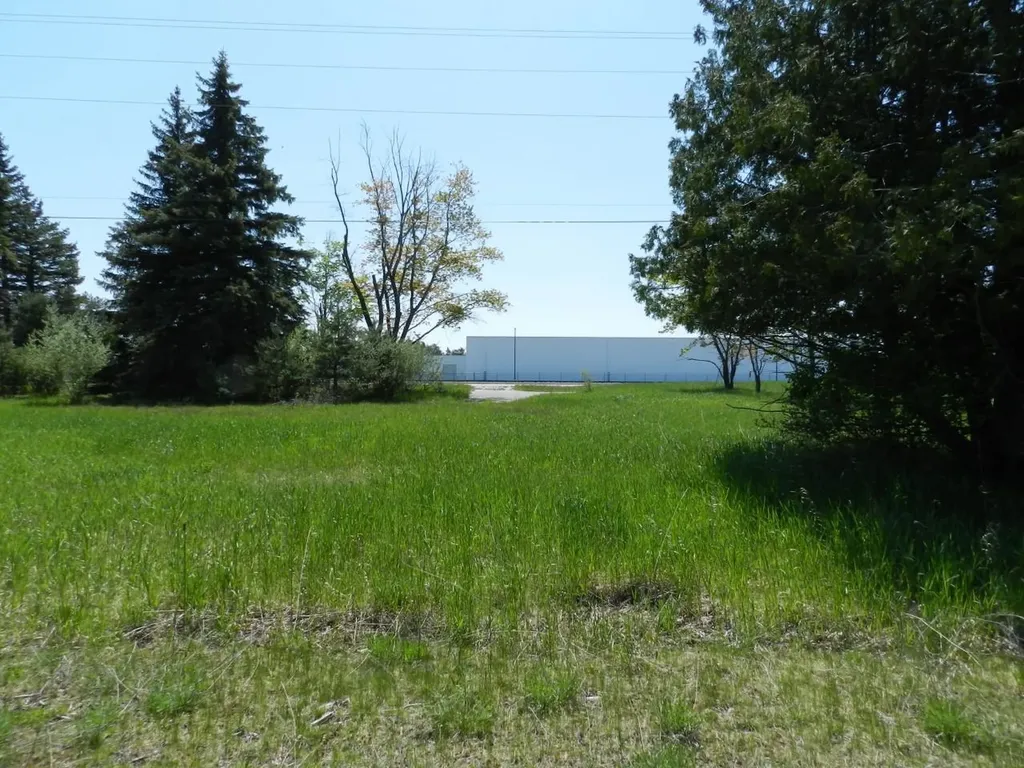 6274 S Us-31 Green Lake Township MI 49637