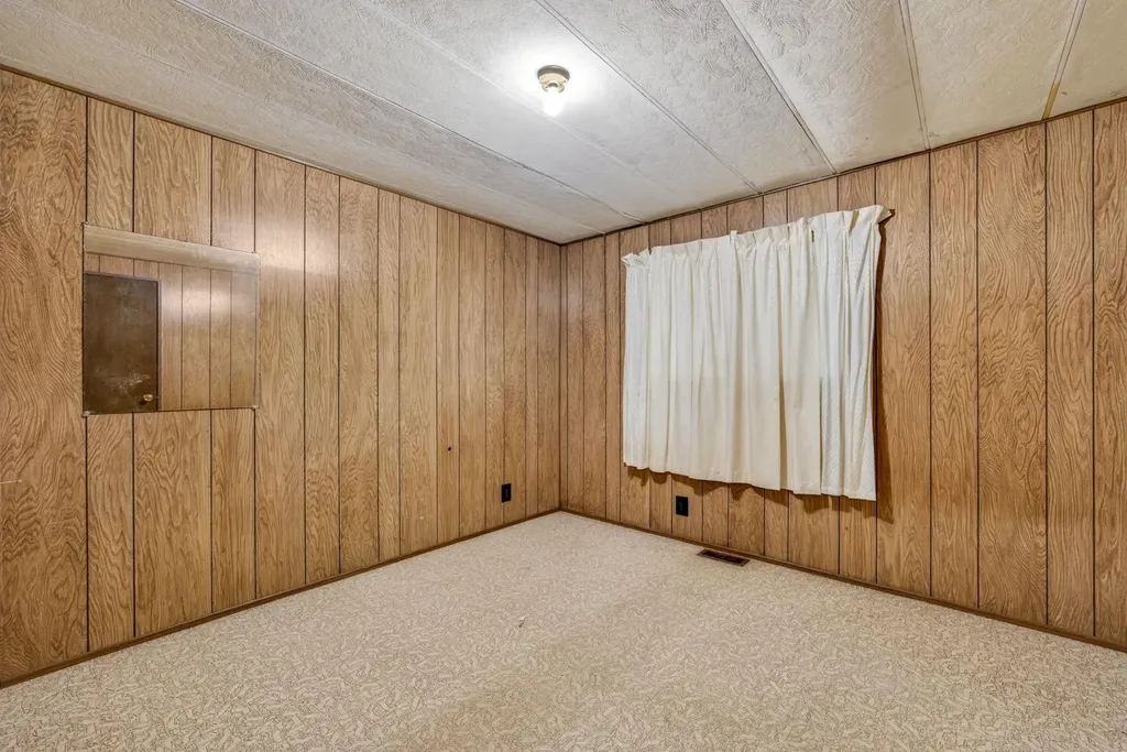 109 N Park Street Manton City MI 49663
