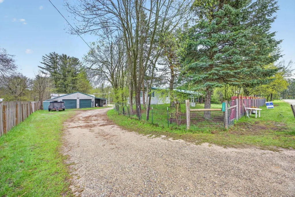 109 N Park Street Manton City MI 49663