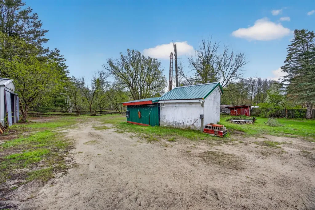 109 N Park Street Manton City MI 49663