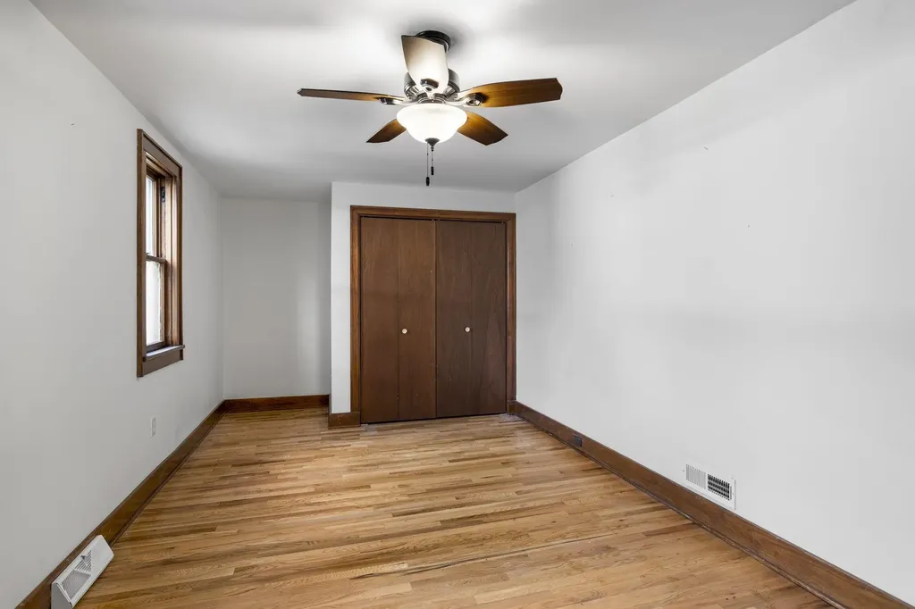 214 W Tenth Street Traverse City City MI 49684
