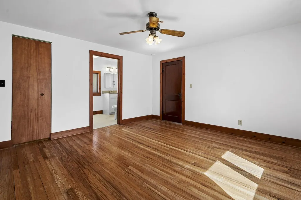 214 W Tenth Street Traverse City City MI 49684