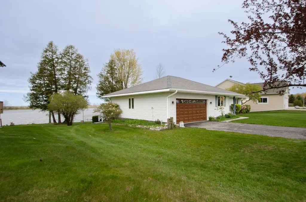 16950 First Street Arcadia Township MI 49613