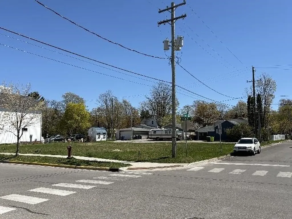 537 Randolph Street Traverse City City MI 49684