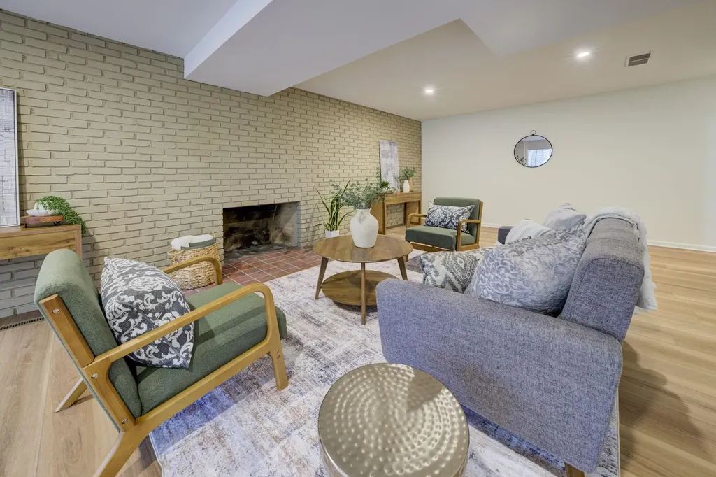 4005 E Oxford Drive Leland Township MI 49654