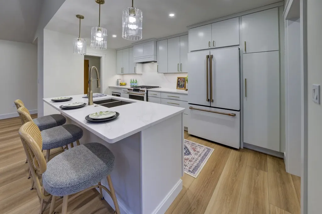 4005 E Oxford Drive Leland Township MI 49654