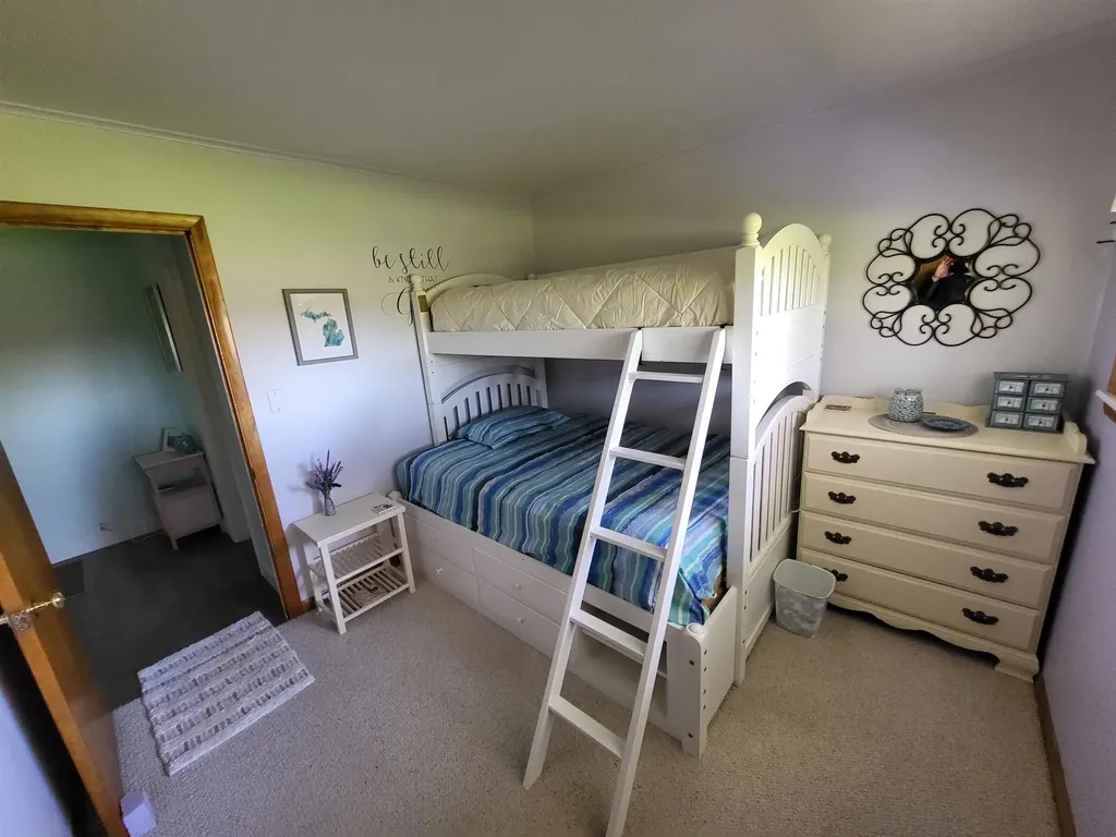 6039 Mick Road Joyfield Township MI 49616
