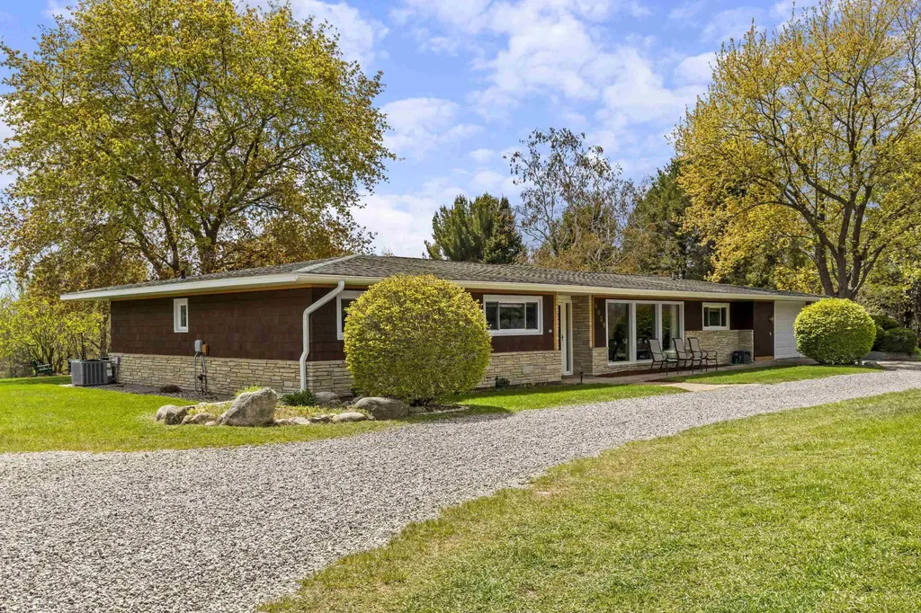 6039 Mick Road Joyfield Township MI 49616