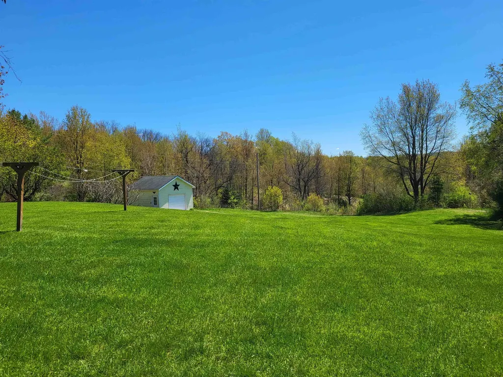 6039 Mick Road Joyfield Township MI 49616