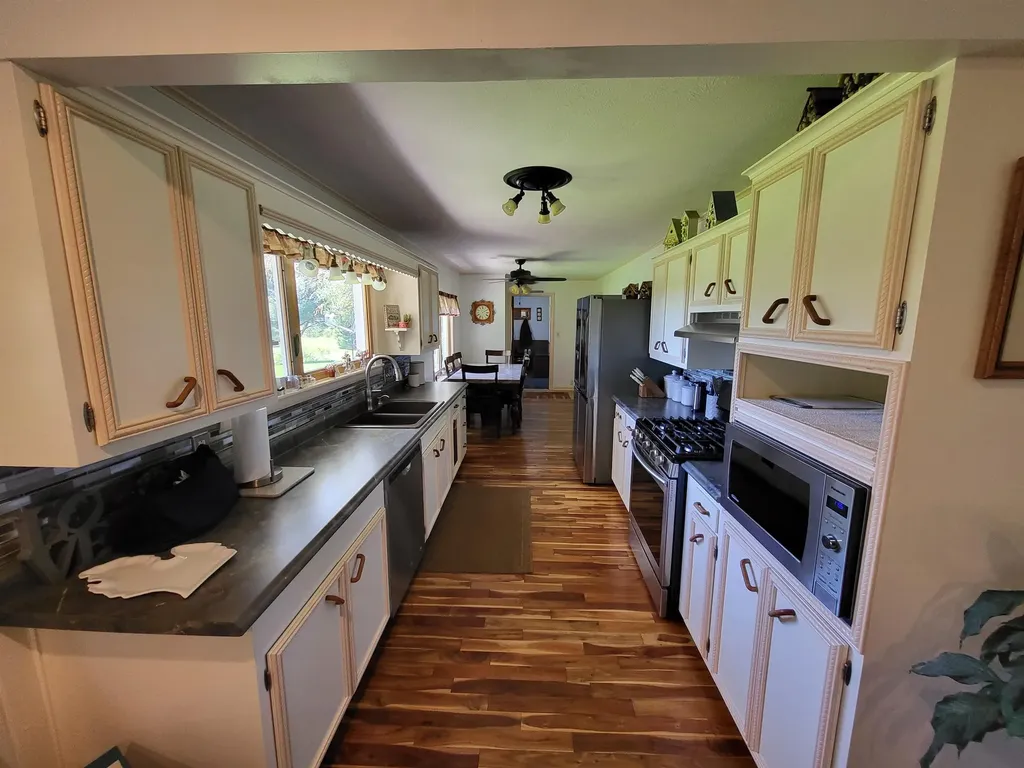 6039 Mick Road Joyfield Township MI 49616