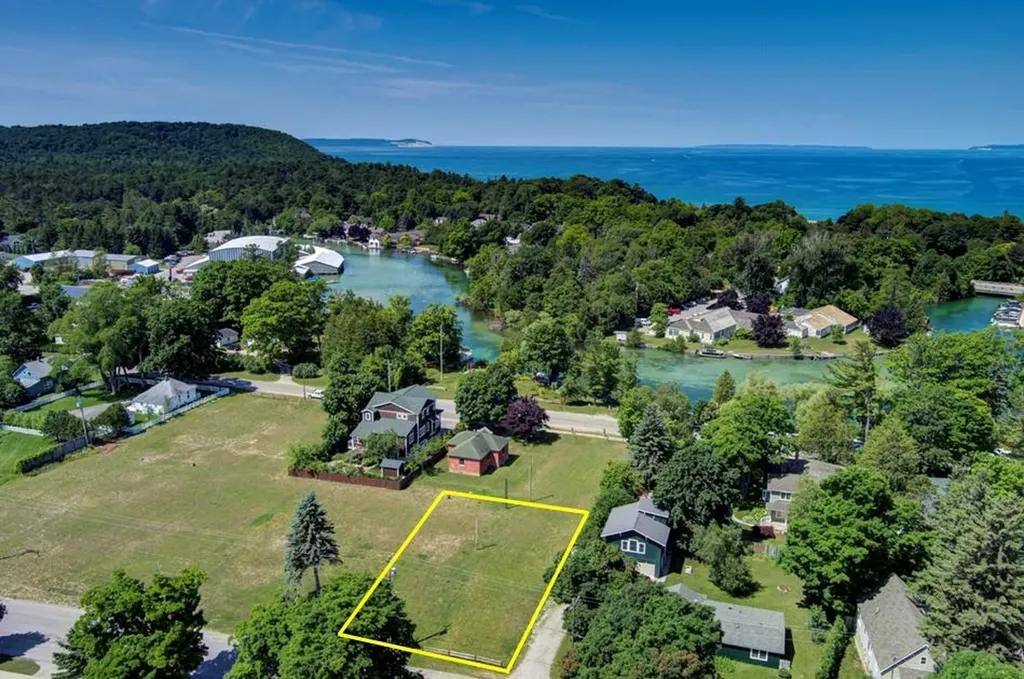 Lot 5 S Grand Avenue Leland Township MI 49654