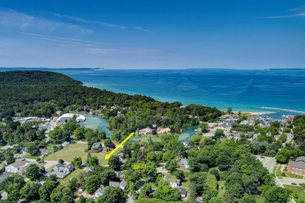 Lot 5 S Grand Avenue Leland Township MI 49654