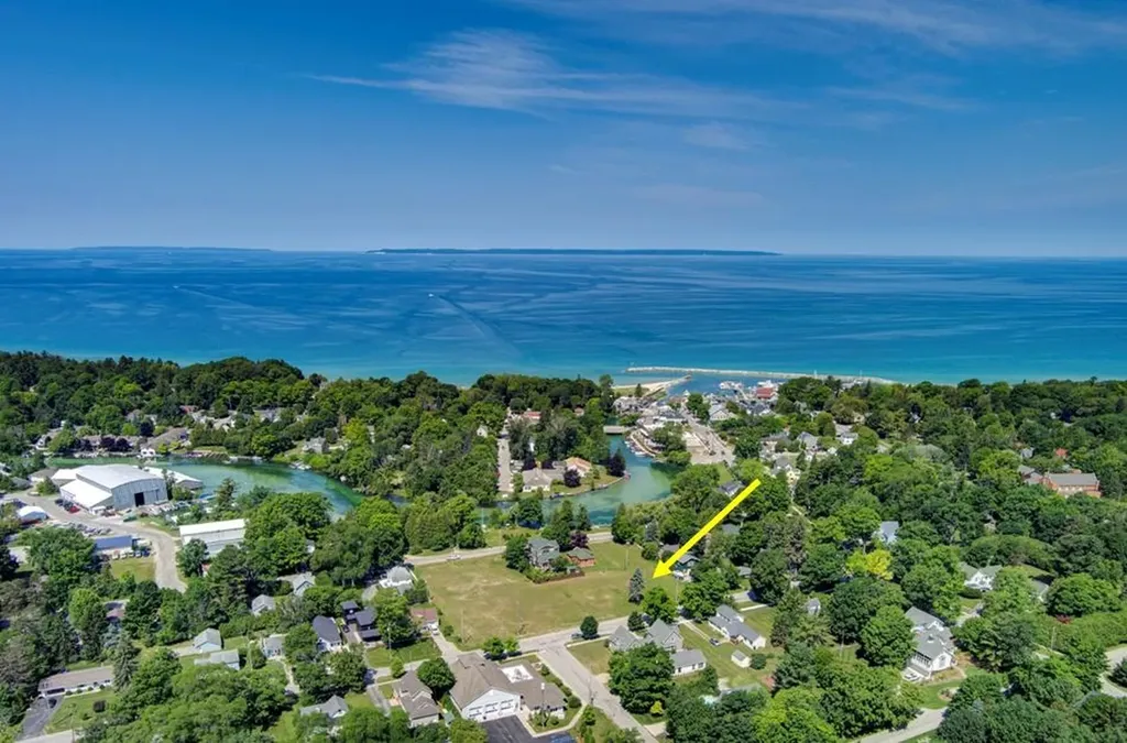Lot 5 S Grand Avenue Leland Township MI 49654