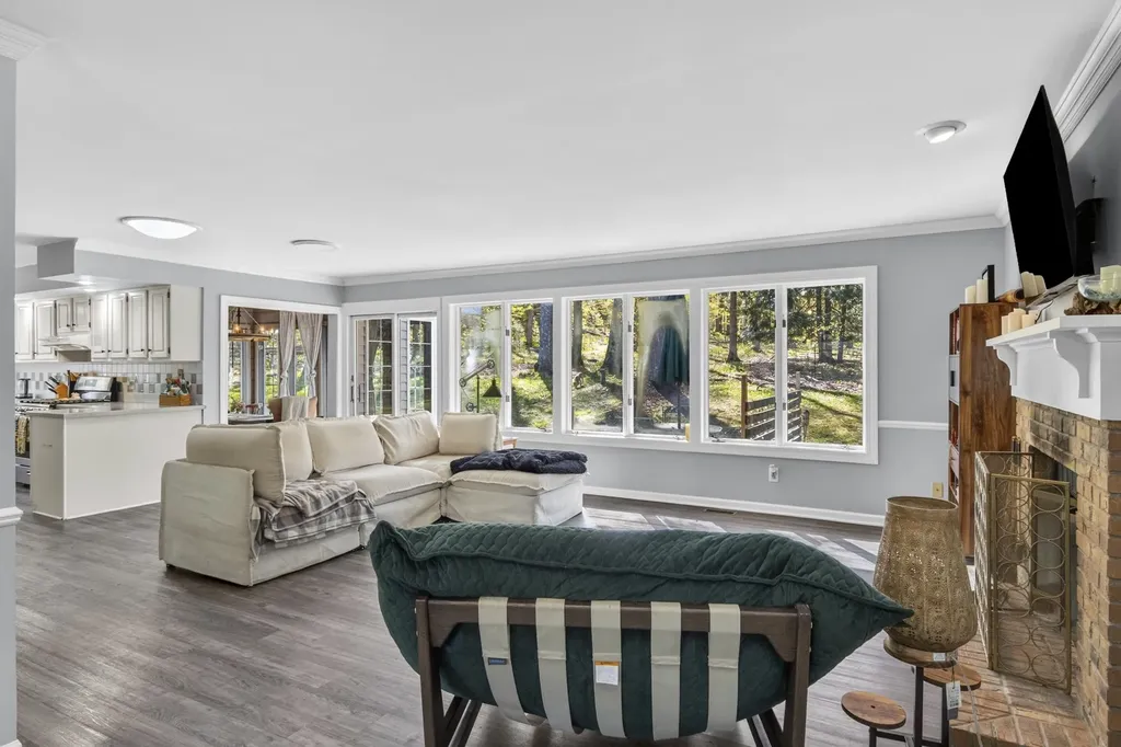 14416 Peninsula Drive Peninsula Township MI 49686