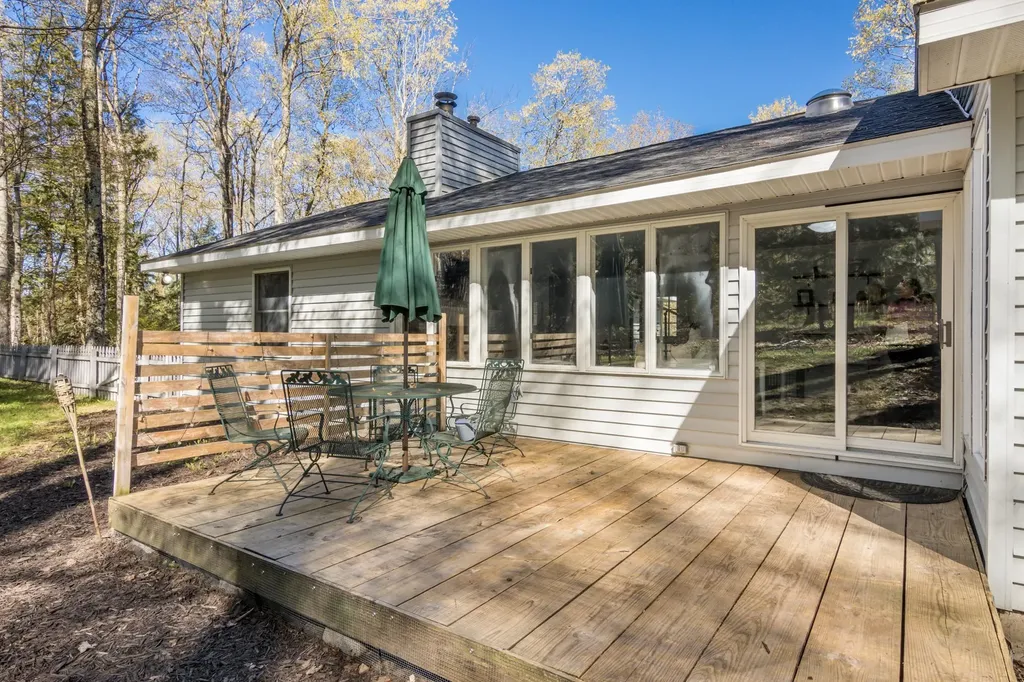 14416 Peninsula Drive Peninsula Township MI 49686