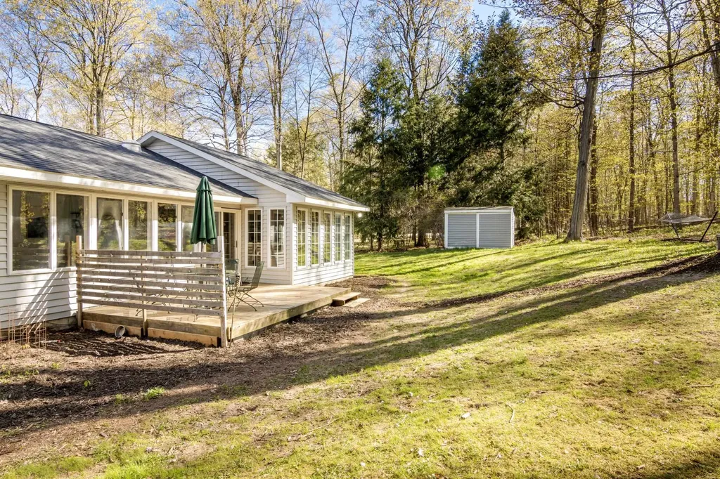 14416 Peninsula Drive Peninsula Township MI 49686