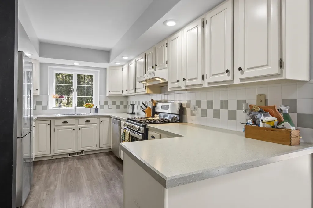14416 Peninsula Drive Peninsula Township MI 49686