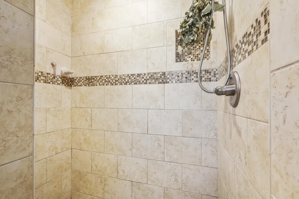 3176 Winchester Drive East Bay Township MI 49686