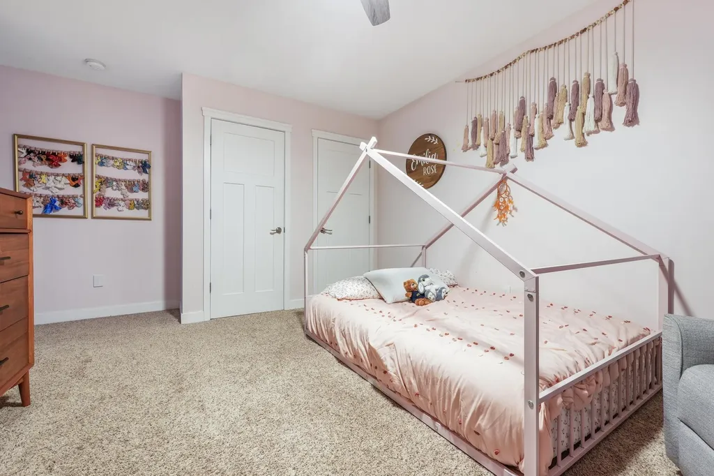 3176 Winchester Drive East Bay Township MI 49686