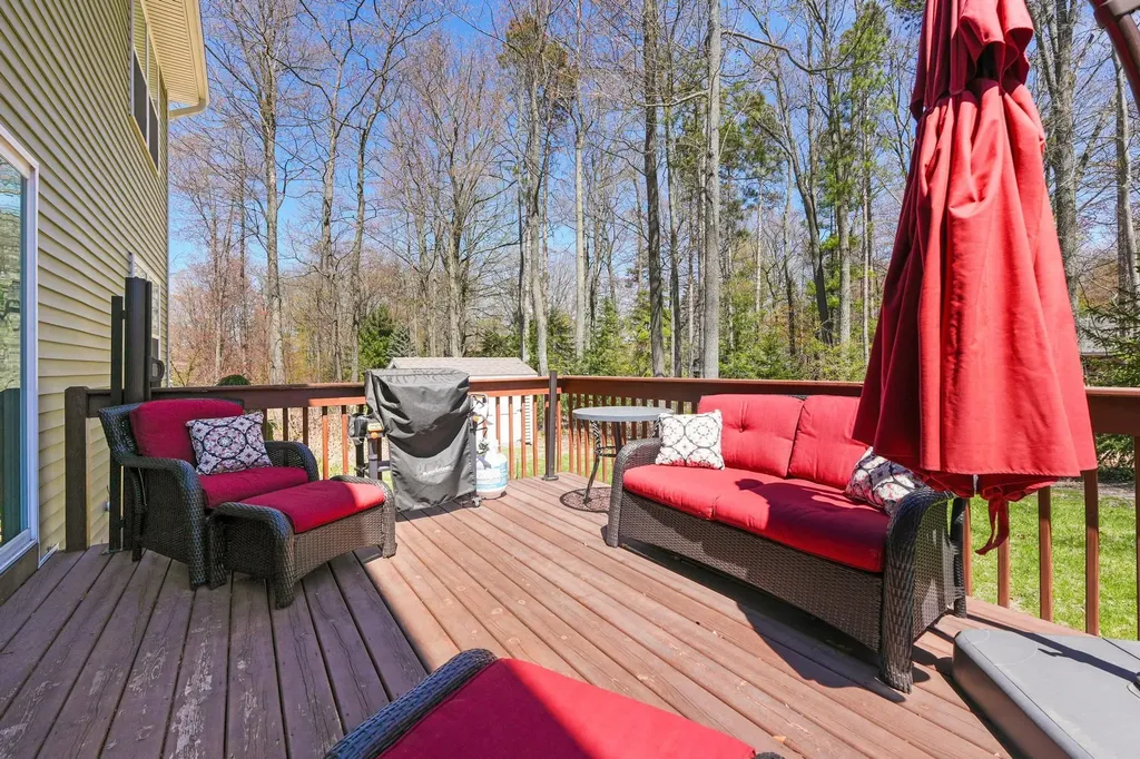 3176 Winchester Drive East Bay Township MI 49686