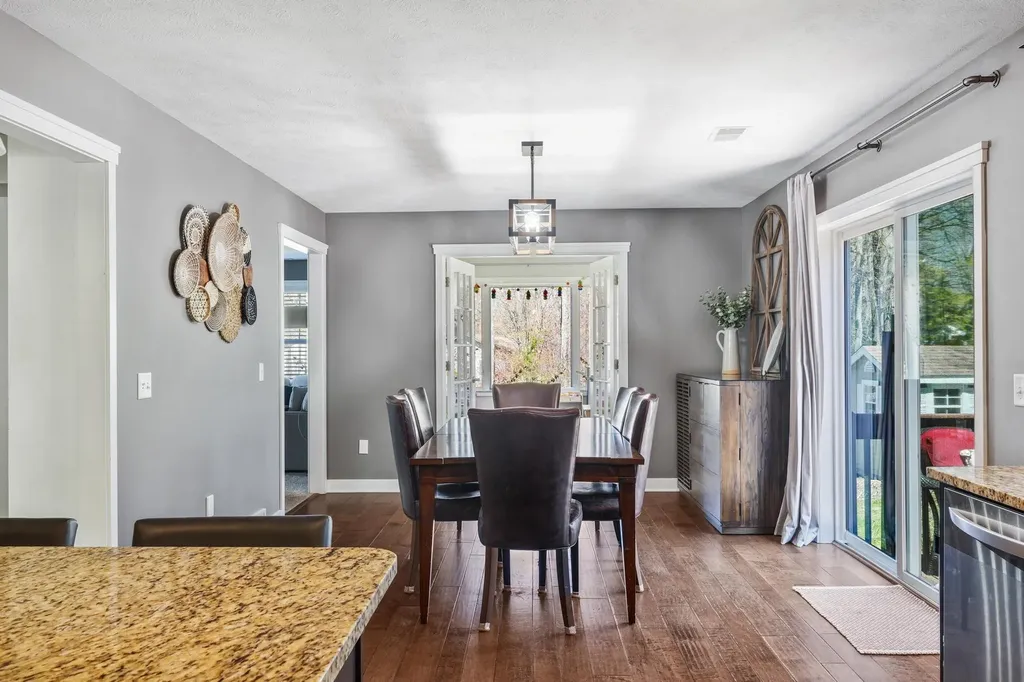 3176 Winchester Drive East Bay Township MI 49686