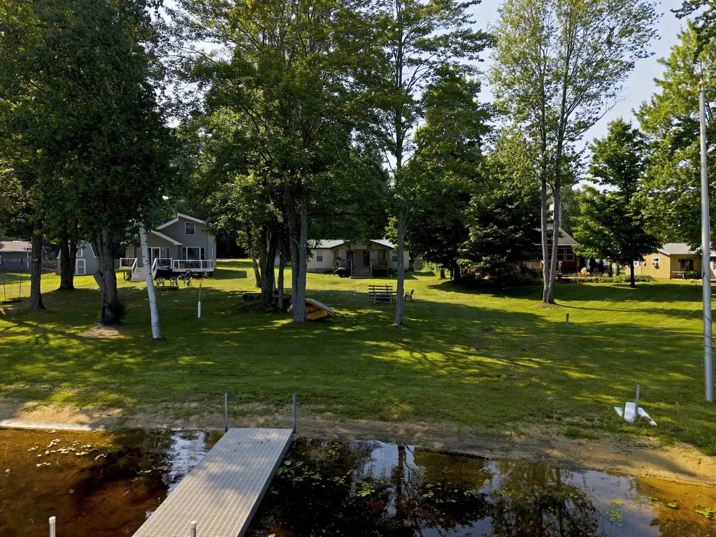 4328 N Shore Drive Excelsior Township MI 49646