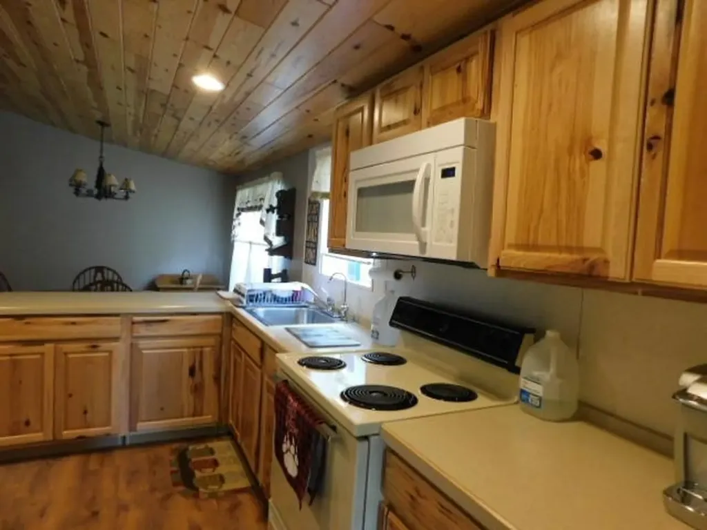 4328 N Shore Drive Excelsior Township MI 49646