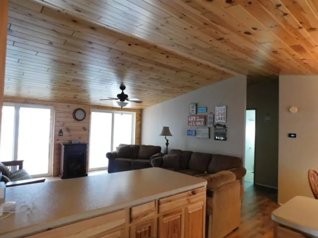 4328 N Shore Drive Excelsior Township MI 49646