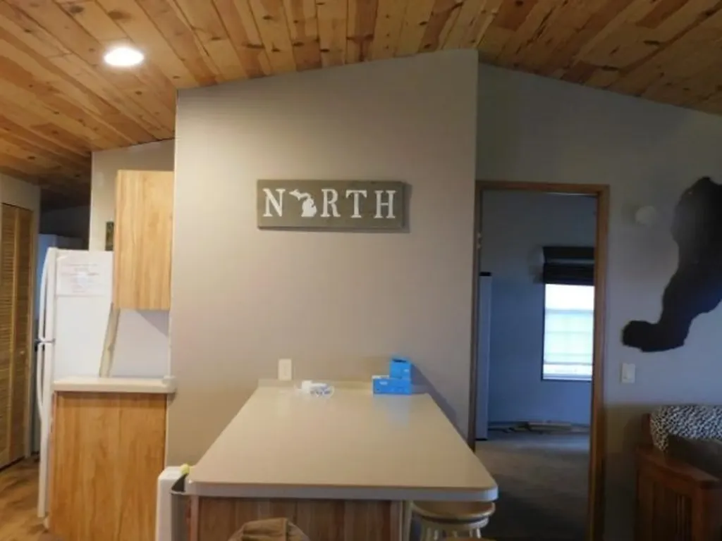 4328 N Shore Drive Excelsior Township MI 49646