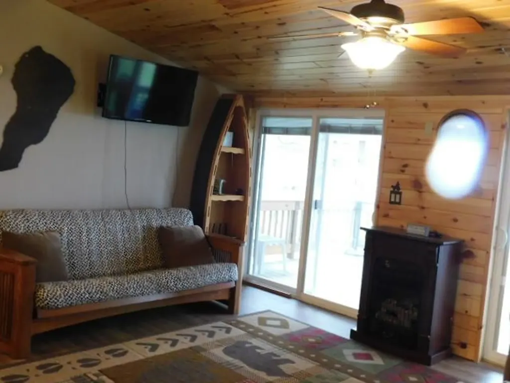 4328 N Shore Drive Excelsior Township MI 49646