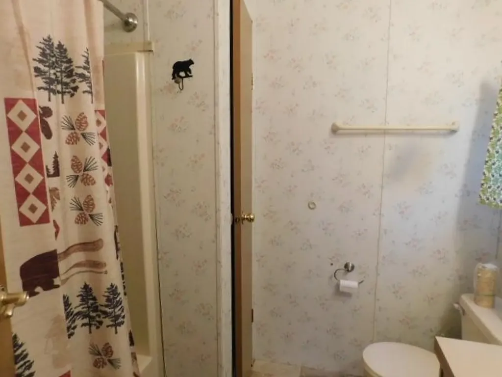 4328 N Shore Drive Excelsior Township MI 49646
