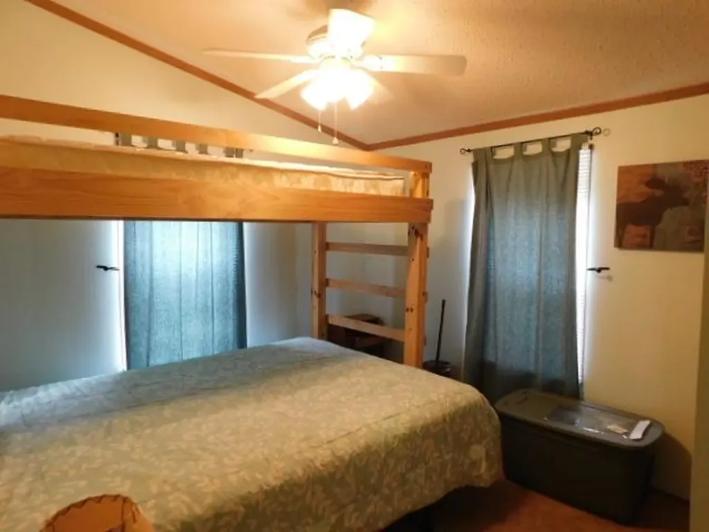 4328 N Shore Drive Excelsior Township MI 49646