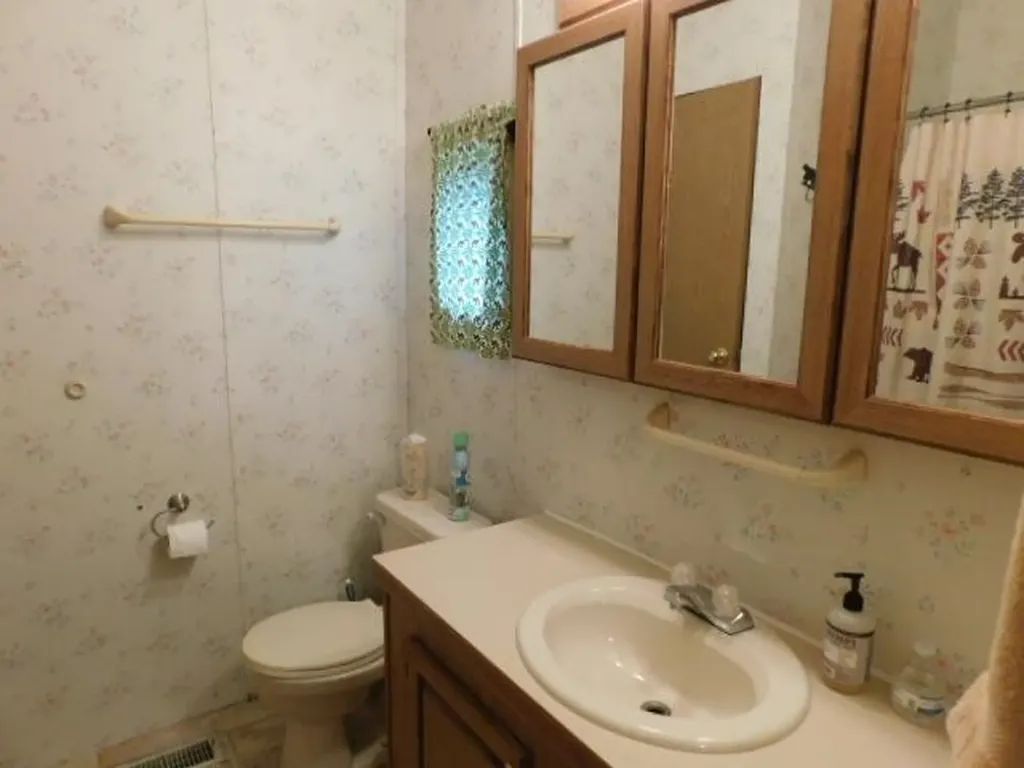 4328 N Shore Drive Excelsior Township MI 49646