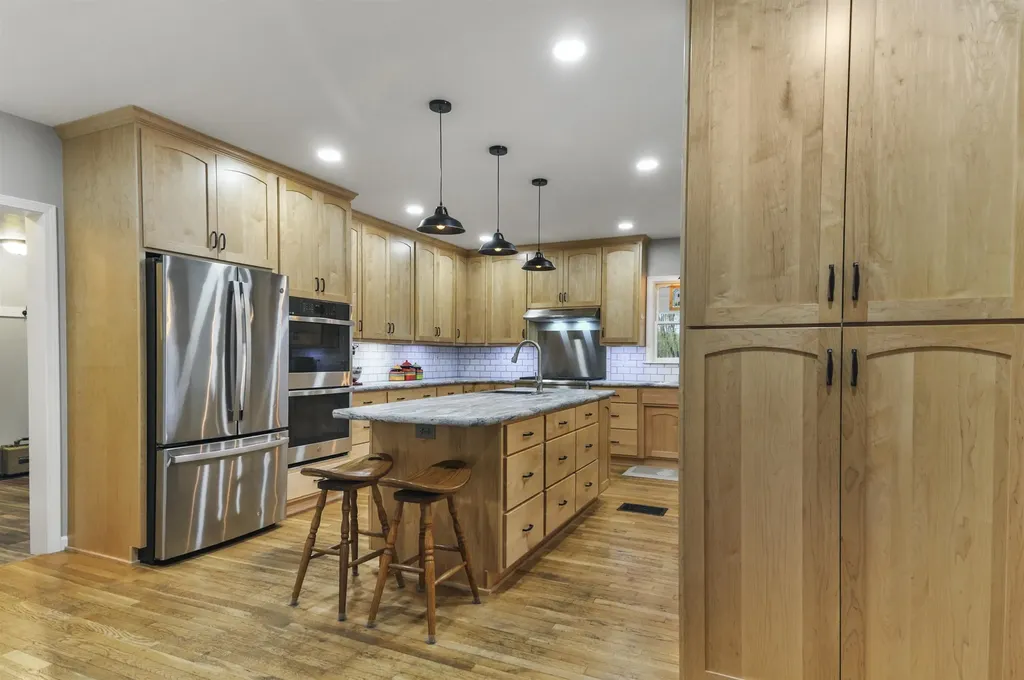9901 S 41 Road Clam Lake Township MI 49601