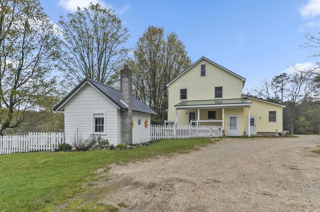 9901 S 41 Road Clam Lake Township MI 49601