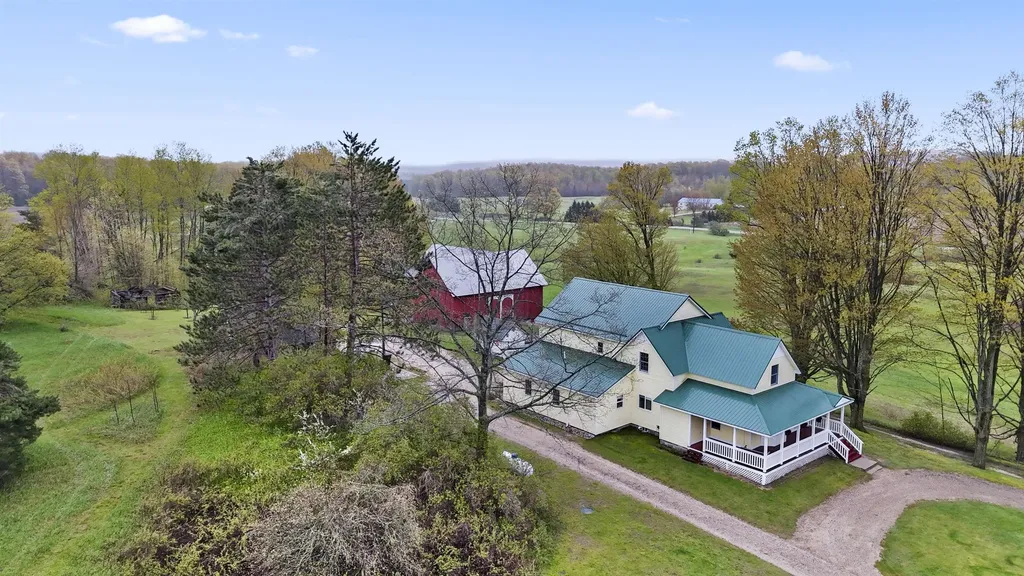 9901 S 41 Road Clam Lake Township MI 49601