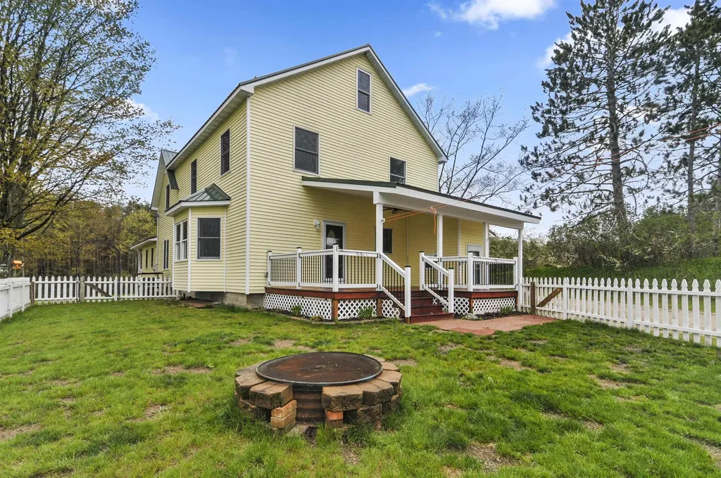 9901 S 41 Road Clam Lake Township MI 49601