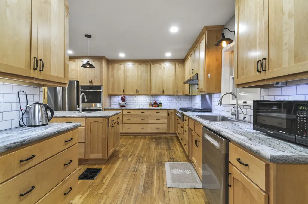 9901 S 41 Road Clam Lake Township MI 49601