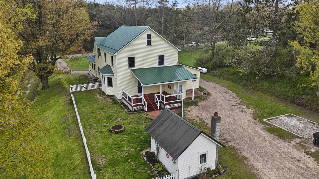 9901 S 41 Road Clam Lake Township MI 49601