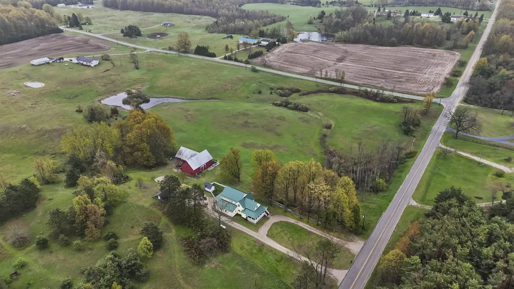 9901 S 41 Road Clam Lake Township MI 49601