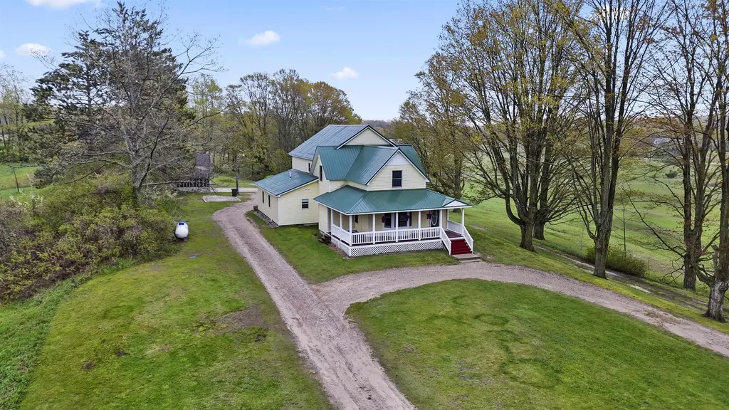 9901 S 41 Road Clam Lake Township MI 49601
