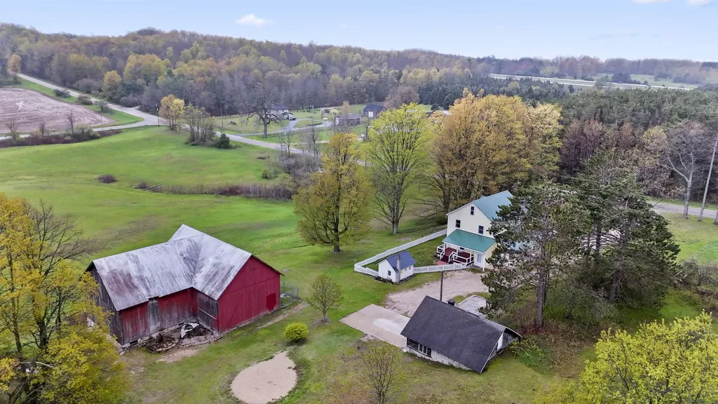 9901 S 41 Road Clam Lake Township MI 49601