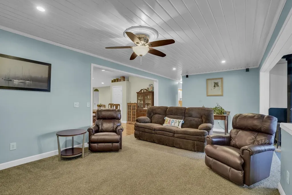 2255 Wenonah Trail Caldwell Township MI 49651