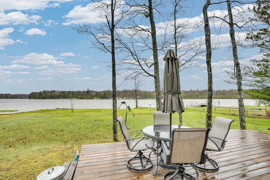 2255 Wenonah Trail Caldwell Township MI 49651