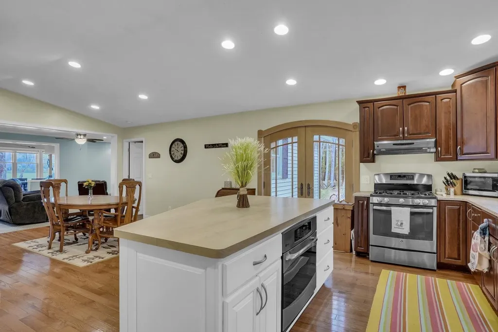 2255 Wenonah Trail Caldwell Township MI 49651