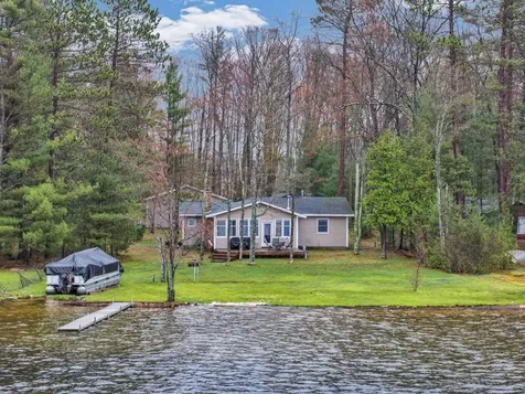 2255 Wenonah Trail Caldwell Township MI 49651