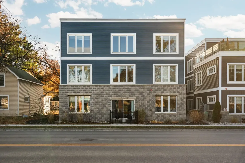 922 E Front Street Traverse City City MI 49684